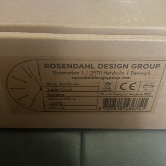 Table clock and alarm - Picture 4 of 4